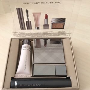Burberry Beauty Box makeup mini set